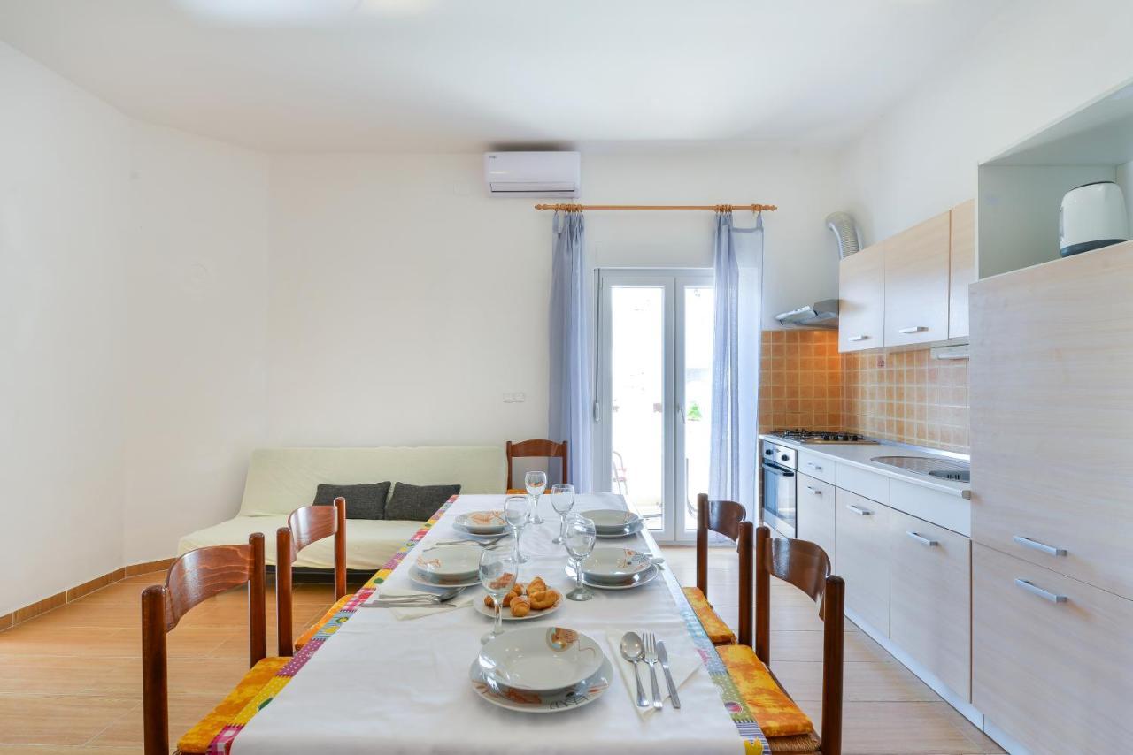 Apartments Lavanda 图兰杰 外观 照片