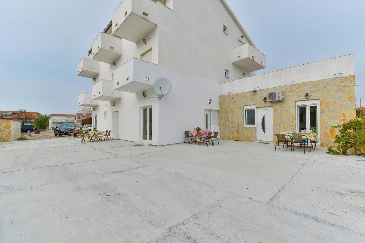 Apartments Lavanda 图兰杰 外观 照片