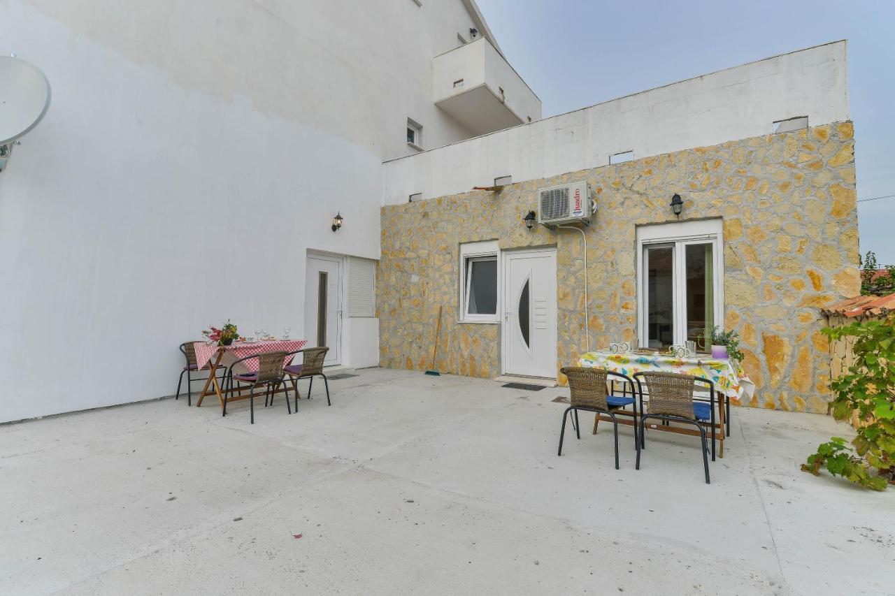 Apartments Lavanda 图兰杰 外观 照片
