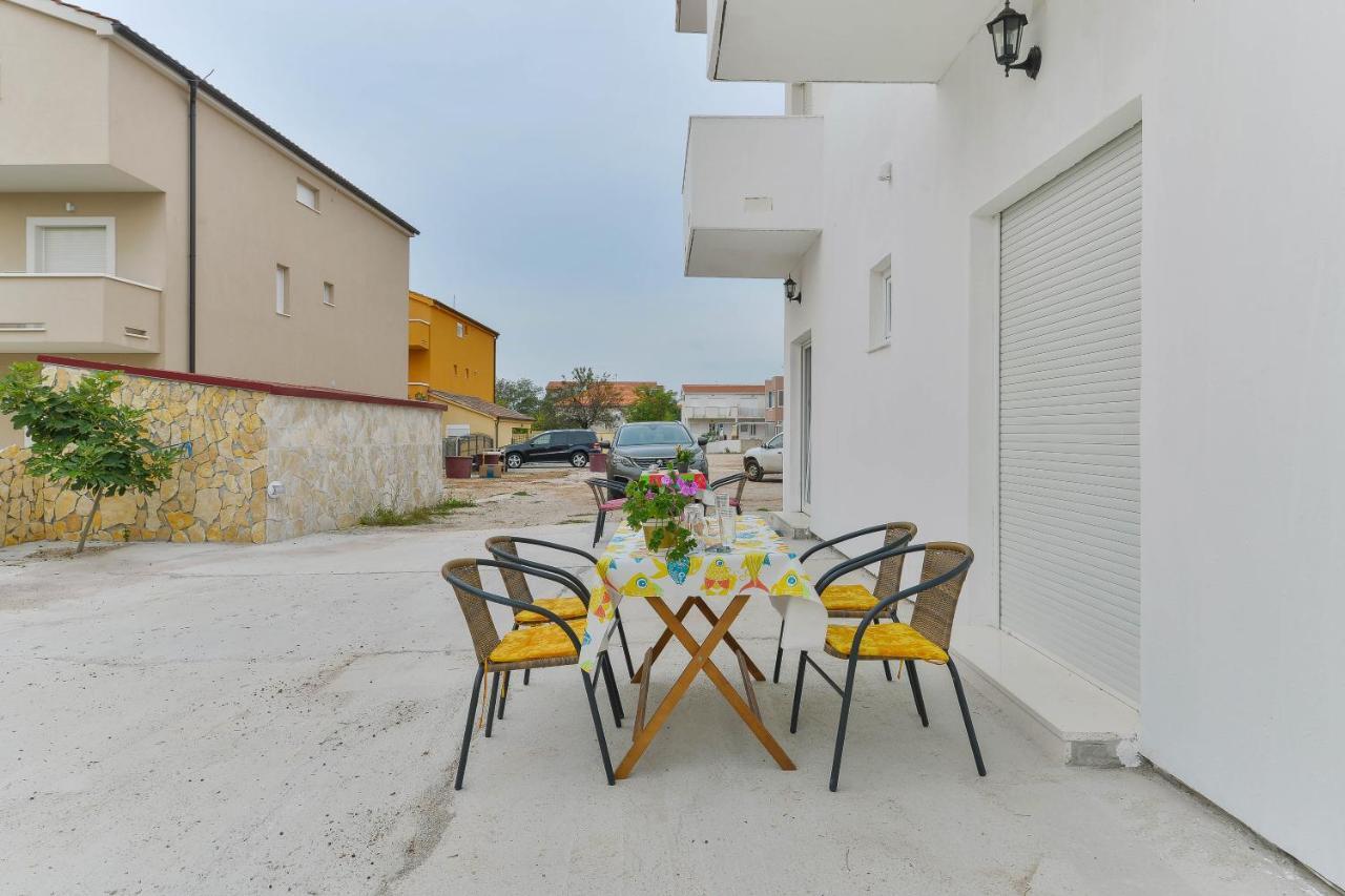 Apartments Lavanda 图兰杰 外观 照片