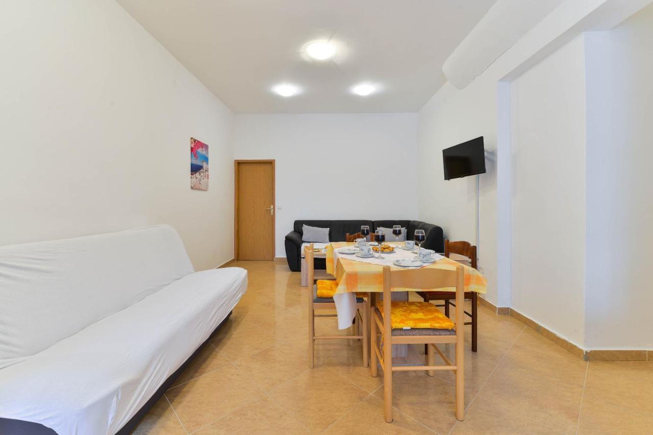 Apartments Lavanda 图兰杰 外观 照片